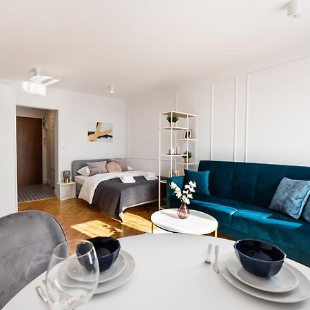 Апартаменты Metro Dworzec Gdanski Elegant Studio Варшава Экстерьер фото