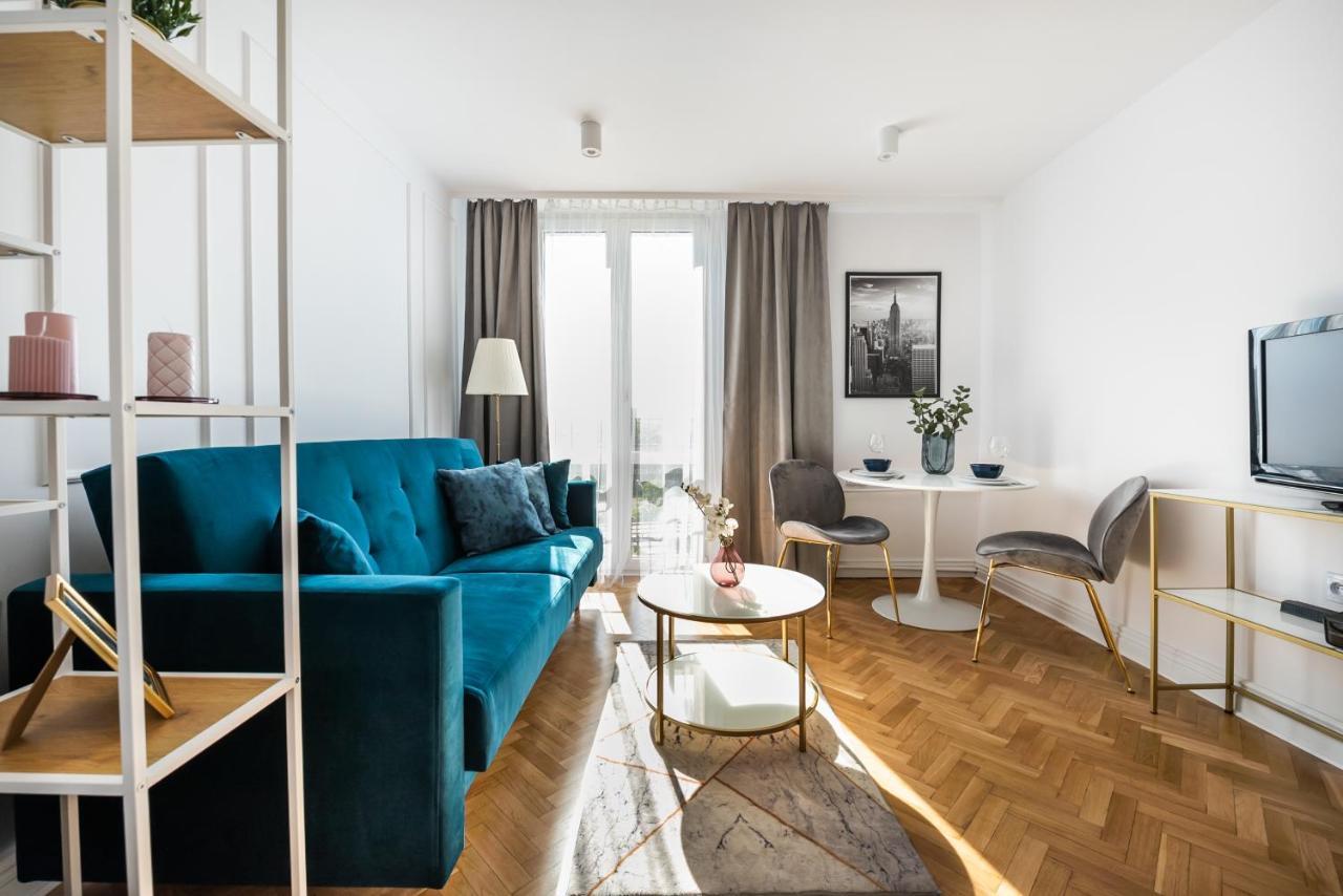 Апартаменты Metro Dworzec Gdanski Elegant Studio Варшава Экстерьер фото